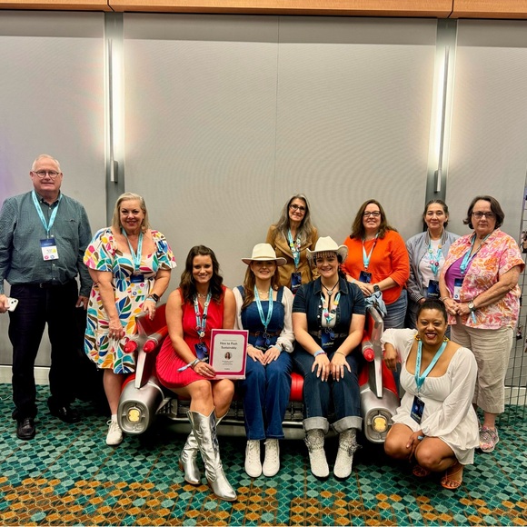 ✨ Welcome Besties! ✨ - Picture 8 of 12